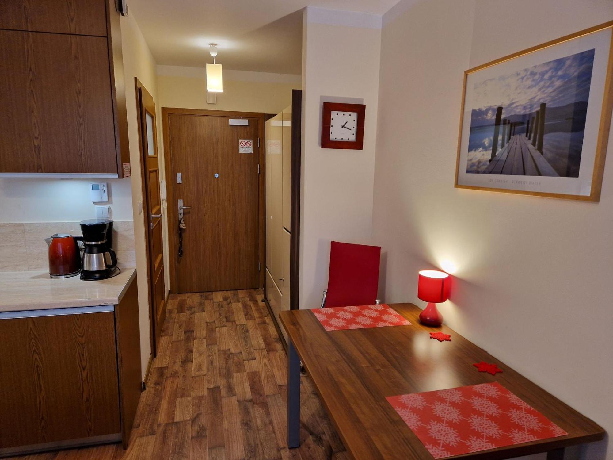 Apartament Trzy Pomosty Villa Mistral ชวีโนวิชแจ ภายนอก รูปภาพ